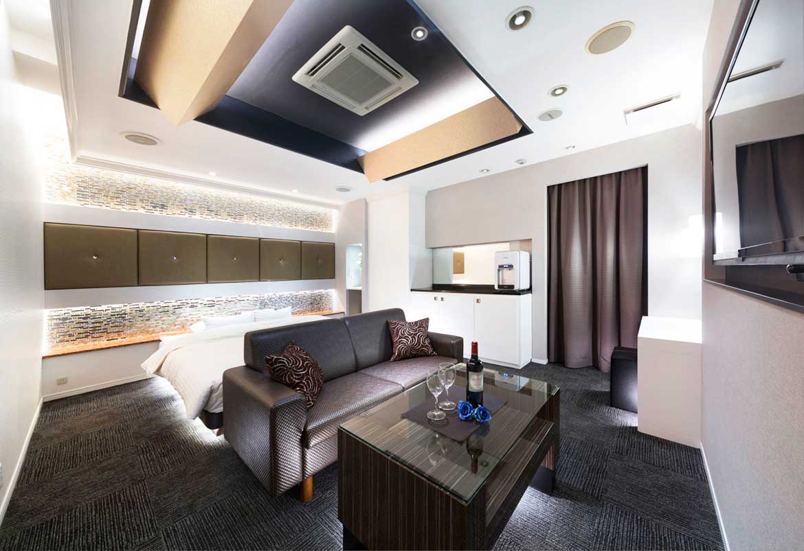 Room703